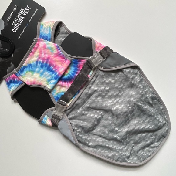 Canada Pooch Chill Seeker Cooling Vest - Tie-dye - Size 20 - Picture 2 of 16